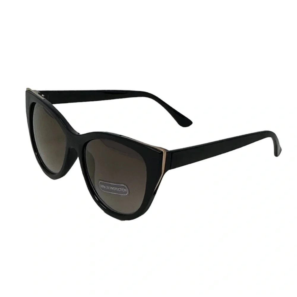 🌺 Boutique Black Cat Eye Classic Plastic UV Protective Sunglasses NWOT
